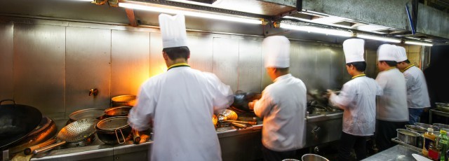 descrição de cargo de Auxiliar de Cozinheiro