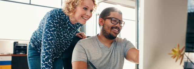 Fiche de poste d'éditeur numérique